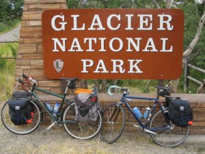 294061_2391857676210_672045_n